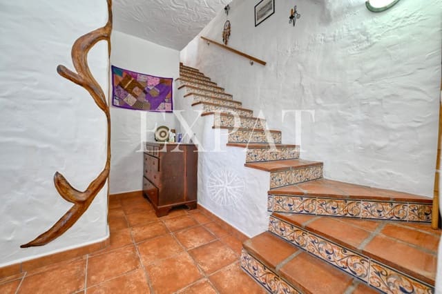 2 bedroom Finca/Country House for sale in Frigiliana with pool - € 339,000 (Ref: 9619003)