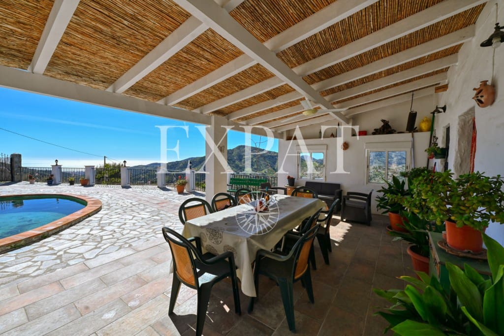 2 bedroom Finca/Country House for sale in Frigiliana with pool - € 339,000 (Ref: 9619003)