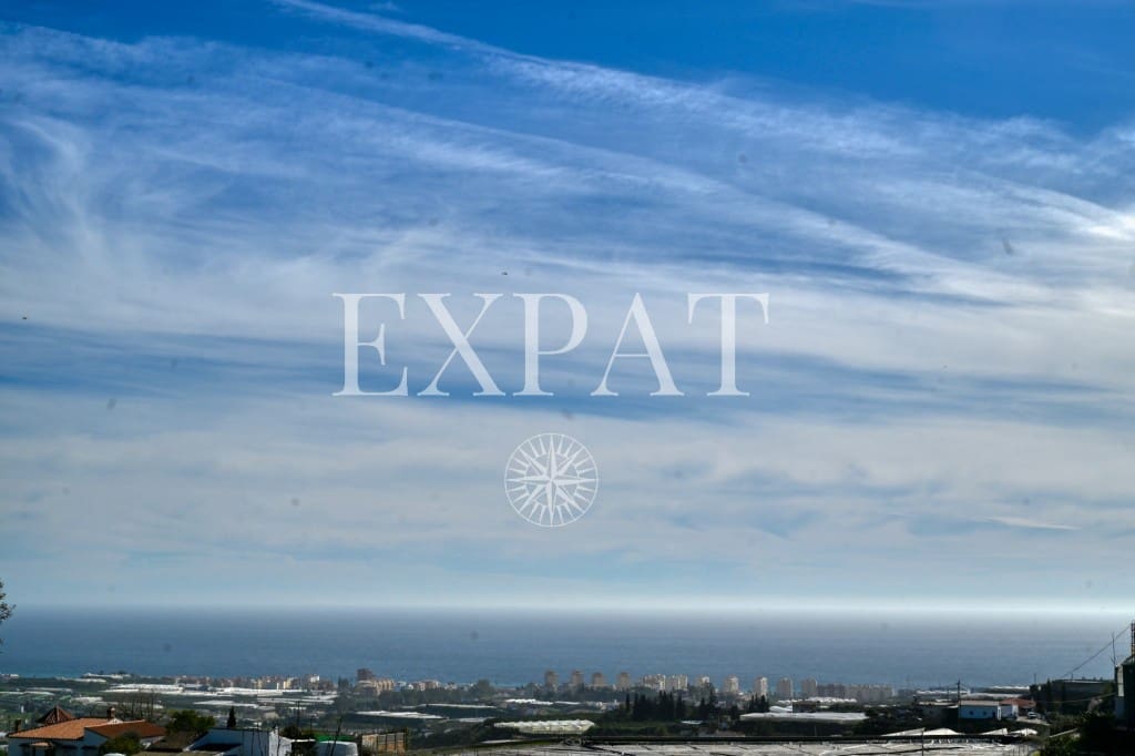 3 slaapkamer Finca/Landhuis te koop in Algarrobo met zwembad - € 550.000 (Ref: 9625354)