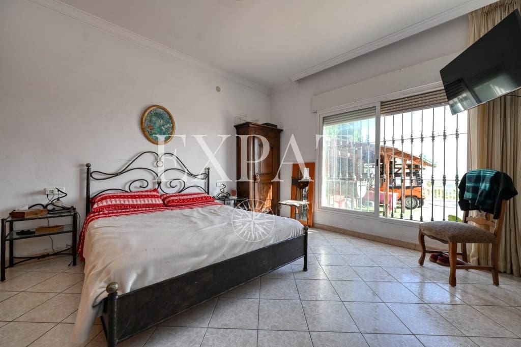 3 slaapkamer Finca/Landhuis te koop in Algarrobo met zwembad - € 550.000 (Ref: 9625354)