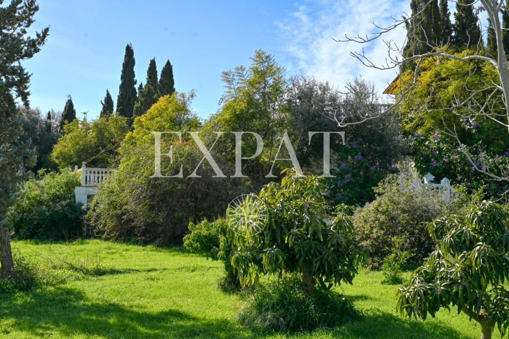 3 slaapkamer Finca/Landhuis te koop in Algarrobo met zwembad - € 550.000 (Ref: 9625354)