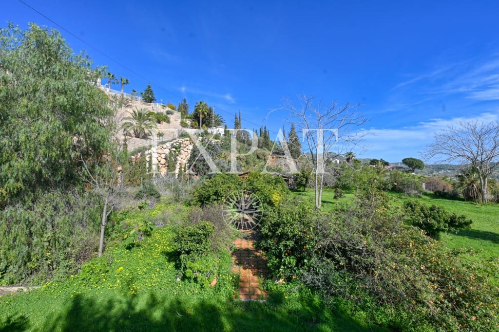 3 slaapkamer Finca/Landhuis te koop in Algarrobo met zwembad - € 550.000 (Ref: 9625354)