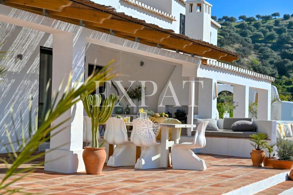 5 soverom Finca/Herregård til salgs i Almunecar med svømmebasseng garasje - € 795 000 (Ref: 9633929)