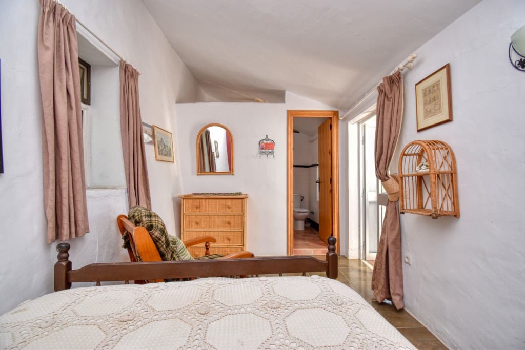 3 makuuhuone Maalaistalo myytävänä paikassa Competa mukana uima-altaan 
autotalli - 1 100 000 € (Ref: 9647794)