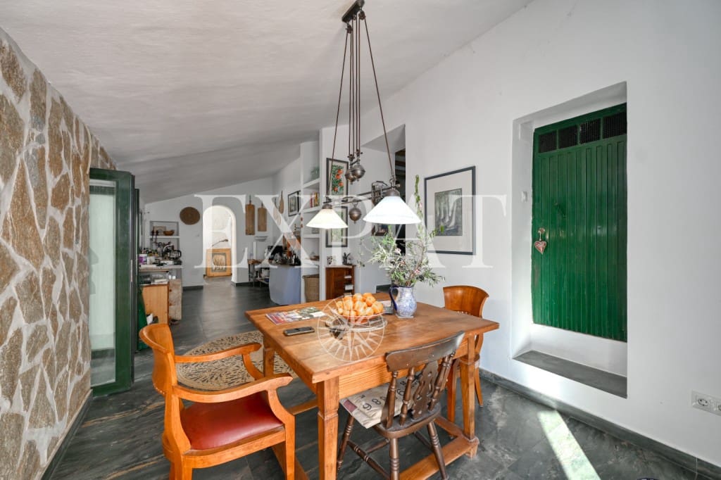 3 makuuhuone Maalaistalo myytävänä paikassa Competa mukana uima-altaan 
autotalli - 1 100 000 € (Ref: 9647794)