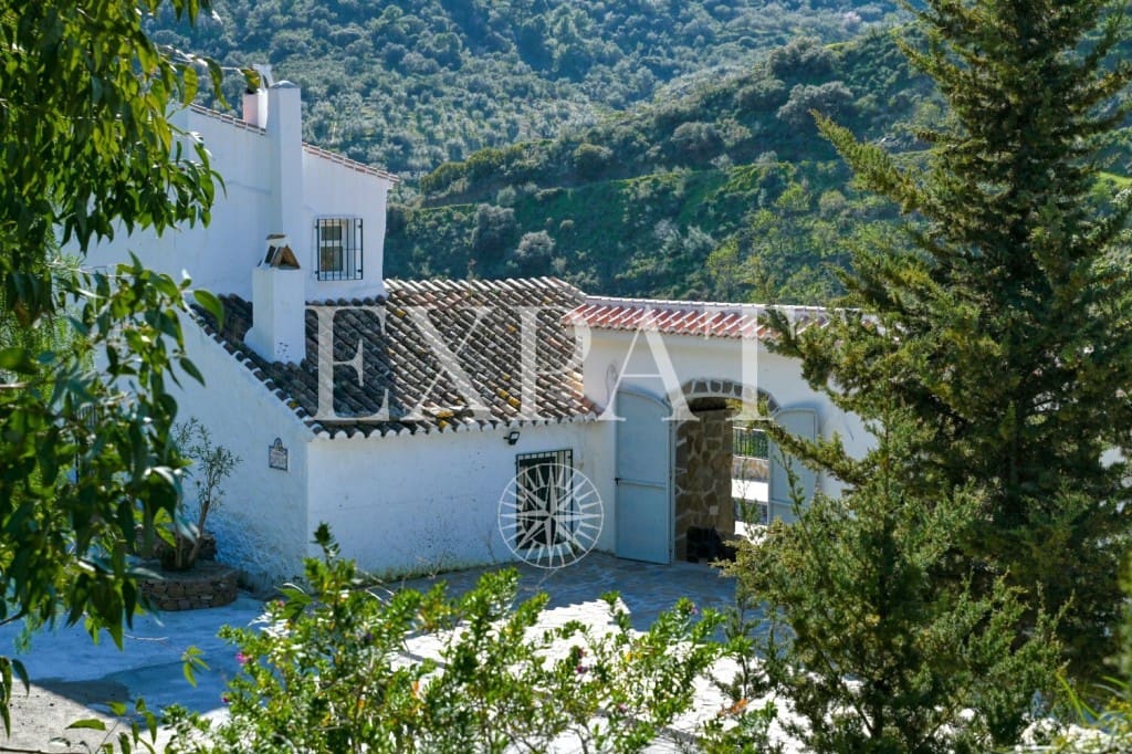 3 makuuhuone Maalaistalo myytävänä paikassa Competa mukana uima-altaan 
autotalli - 1 100 000 € (Ref: 9647794)