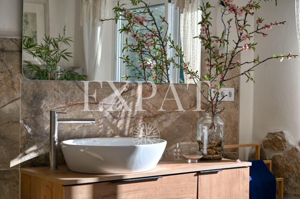 3 makuuhuone Maalaistalo myytävänä paikassa Competa mukana uima-altaan 
autotalli - 1 100 000 € (Ref: 9647794)