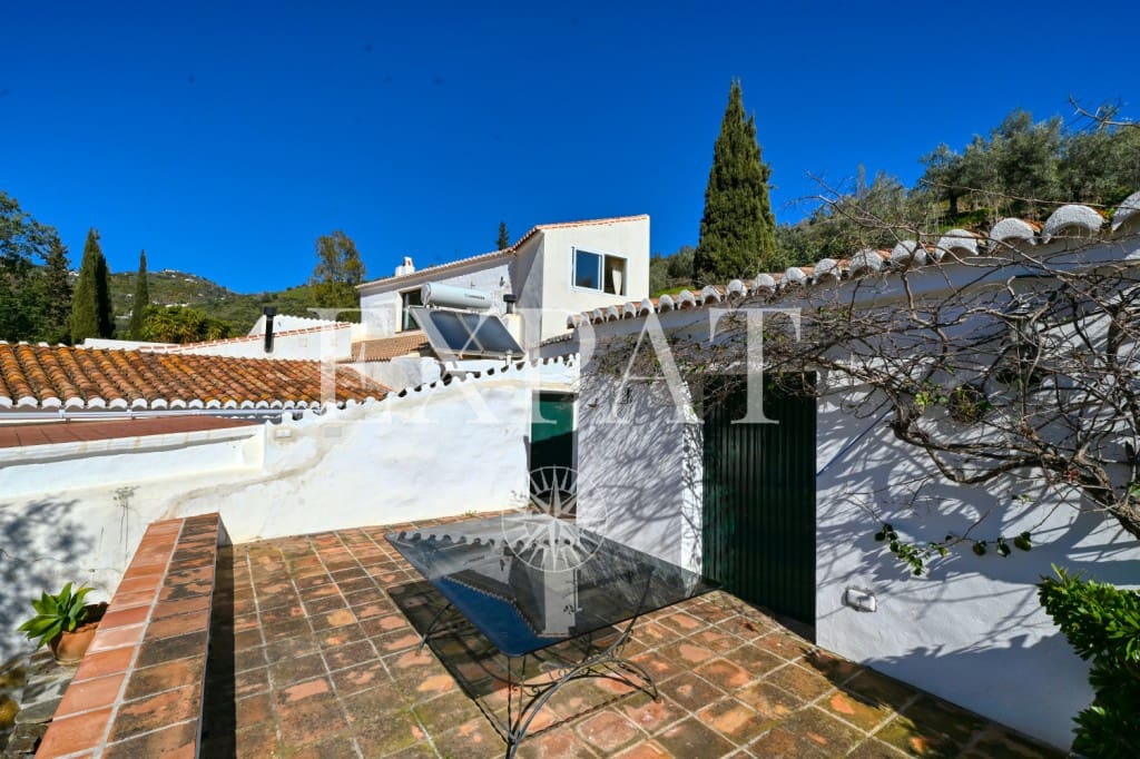 3 makuuhuone Maalaistalo myytävänä paikassa Competa mukana uima-altaan 
autotalli - 1 100 000 € (Ref: 9647794)