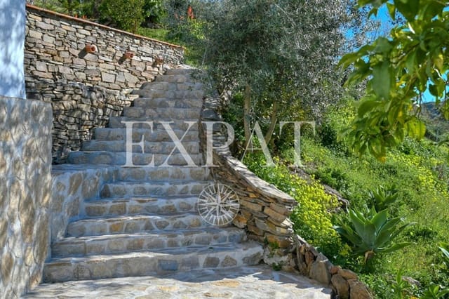 3 makuuhuone Maalaistalo myytävänä paikassa Cómpeta mukana uima-altaan 
autotalli - 1 100 000 € (Ref: 9647794)