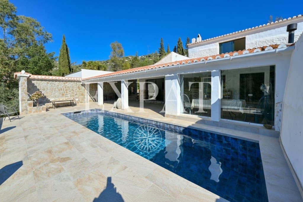 3 makuuhuone Maalaistalo myytävänä paikassa Competa mukana uima-altaan 
autotalli - 1 100 000 € (Ref: 9647794)