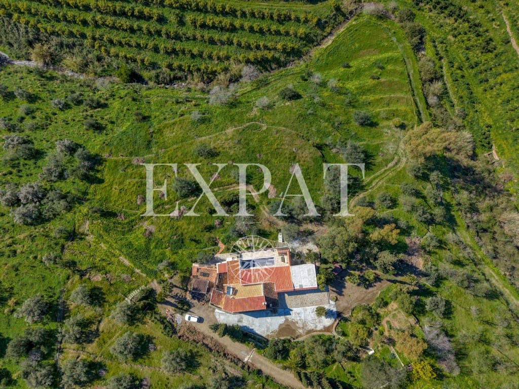 3 makuuhuone Maalaistalo myytävänä paikassa Competa mukana uima-altaan 
autotalli - 1 100 000 € (Ref: 9647794)