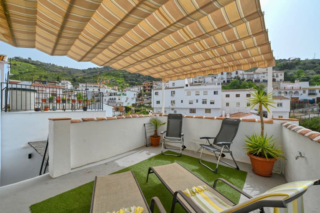 2 camera da letto Casa in vendita in Sayalonga - 179.000 € (Rif: 9651647)