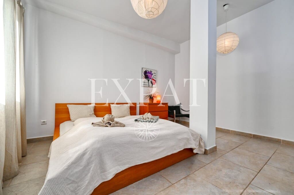 Chalet de 7 habitaciones en Arenas en venta con piscina - 975.000 € (Ref: 9670019)