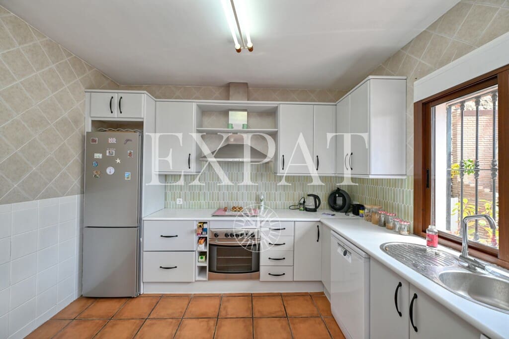 3 bedroom Finca/Country House for sale in Arenas with pool - € 425,000 (Ref: 9726398)