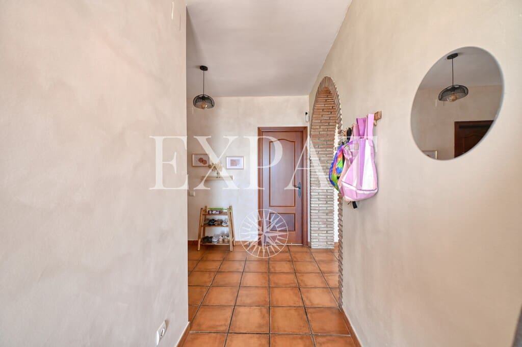 3 bedroom Finca/Country House for sale in Arenas with pool - € 425,000 (Ref: 9726398)