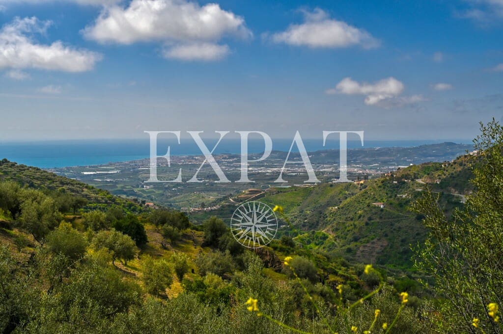 3 bedroom Finca/Country House for sale in Arenas with pool - € 425,000 (Ref: 9726398)