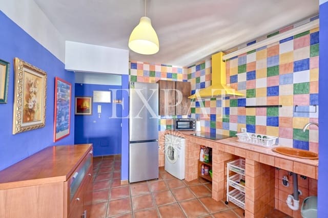 2 soverom Penthouse til salgs i Sayalonga - € 146 000 (Ref: 9747723)