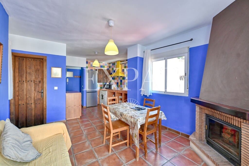 2 soverom Penthouse til salgs i Sayalonga - € 146 000 (Ref: 9747723)