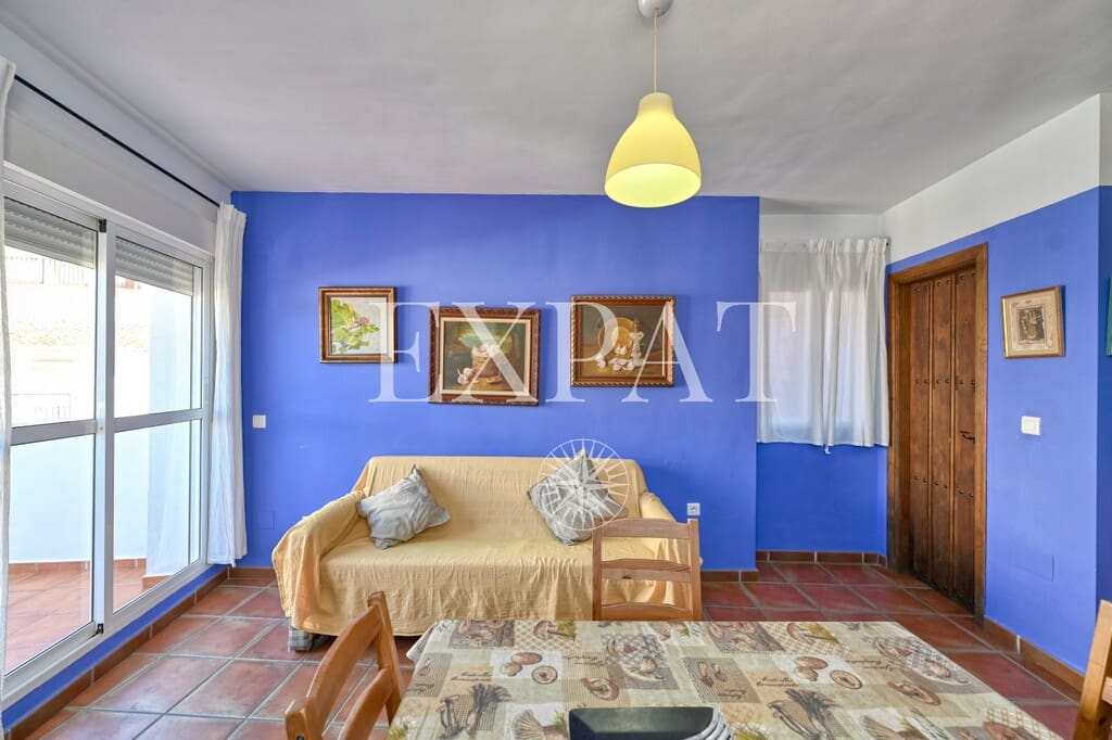 2 soverom Penthouse til salgs i Sayalonga - € 146 000 (Ref: 9747723)