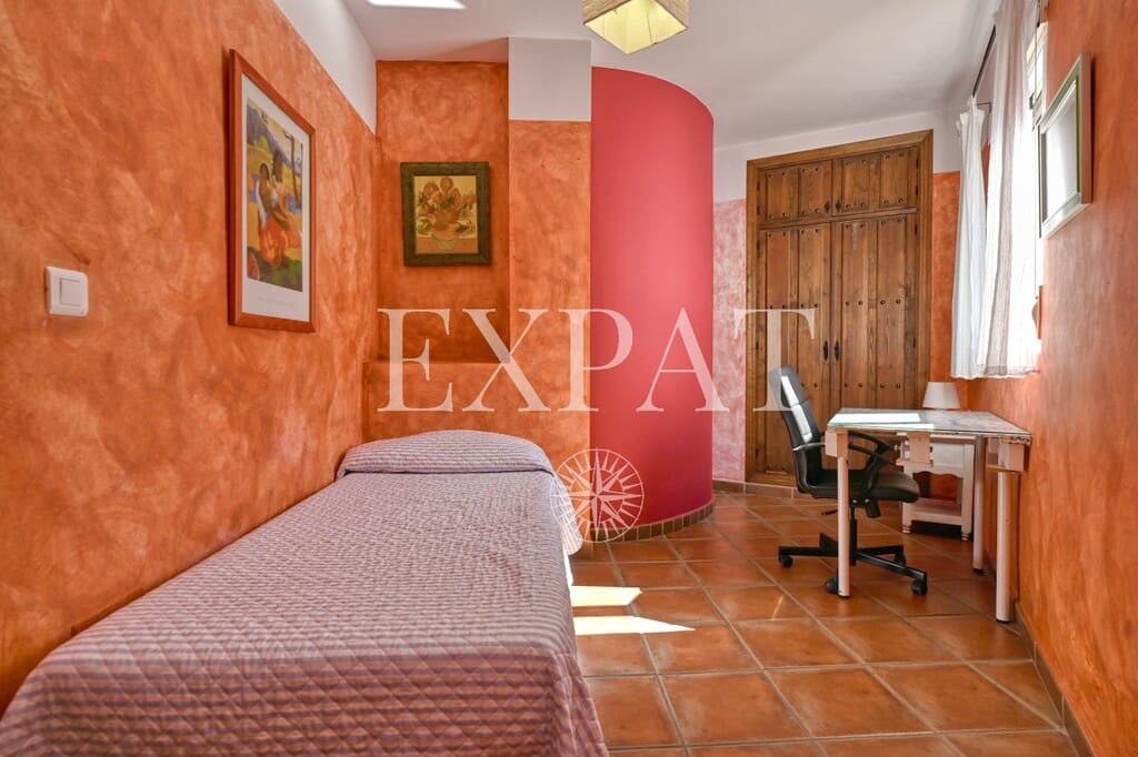 2 soverom Penthouse til salgs i Sayalonga - € 146 000 (Ref: 9747723)