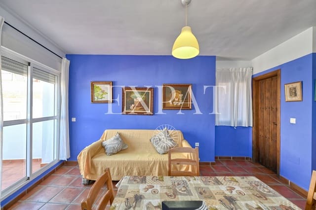 2 soverom Penthouse til salgs i Sayalonga - € 146 000 (Ref: 9747723)