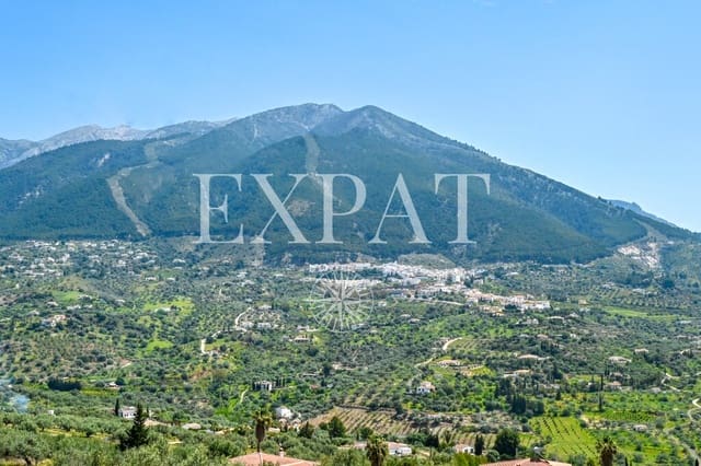 4 sypialnia Finka/Dom wiejski na sprzedaż w Alcaucín z basenem garażem - 810 000 € (Ref: 9785039)