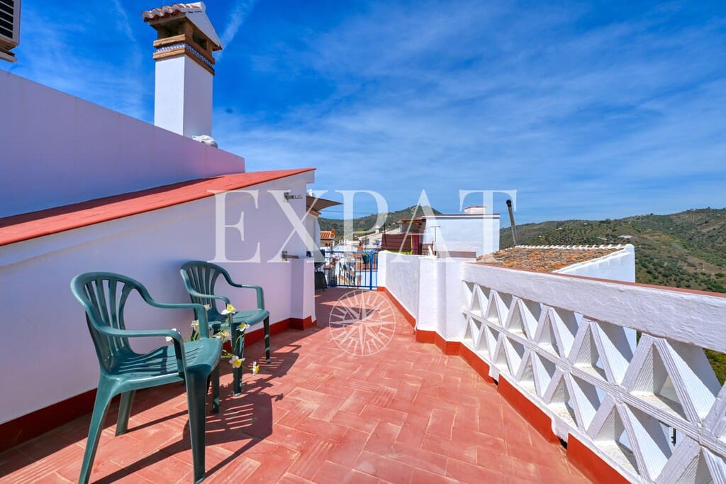 2 soveværelse Byhus til salg i Sayalonga - € 165.000 (Ref: 9785043)