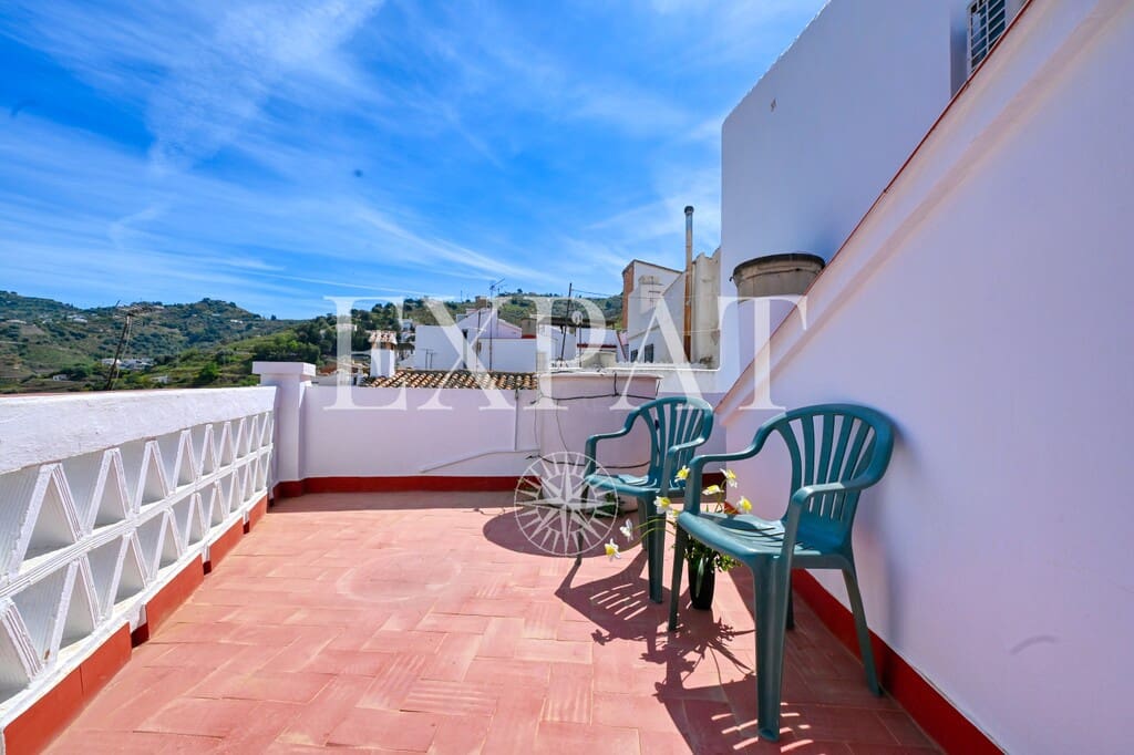 2 soveværelse Byhus til salg i Sayalonga - € 165.000 (Ref: 9785043)