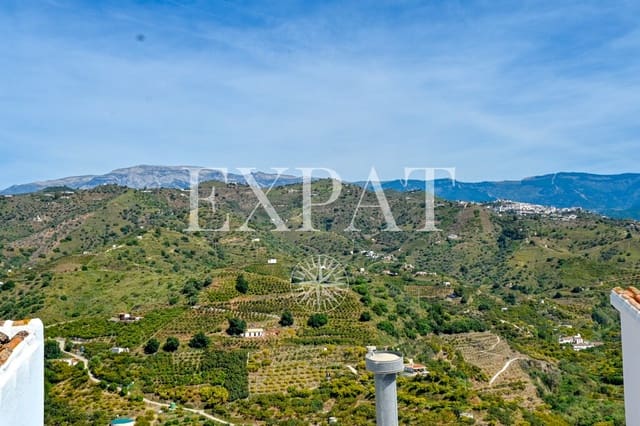 2 soveværelse Byhus til salg i Sayalonga - € 165.000 (Ref: 9785043)