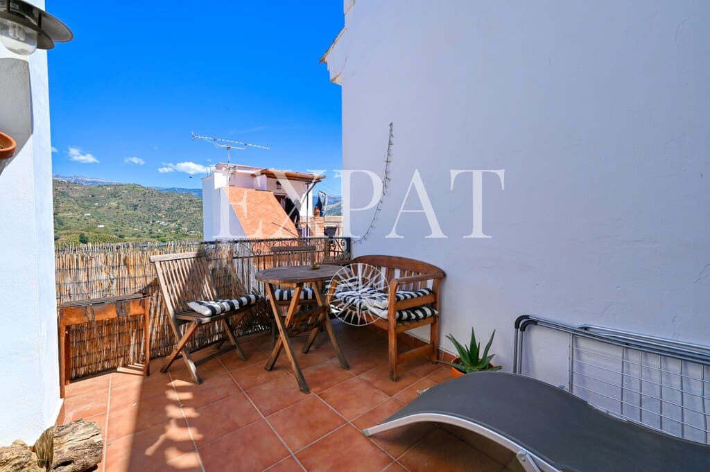 2 soveværelse Byhus til salg i Sayalonga - € 159.000 (Ref: 9785044)