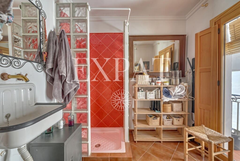 2 soveværelse Byhus til salg i Sayalonga - € 159.000 (Ref: 9785044)