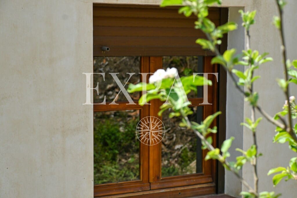 2 Zimmer Finca/Landgut zu verkaufen in Sayalonga - 210.000 € (Ref: 9788242)