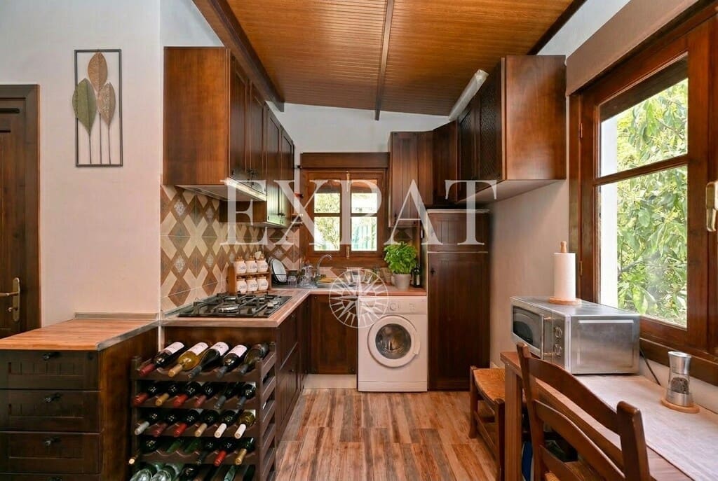 2 Zimmer Finca/Landgut zu verkaufen in Sayalonga - 210.000 € (Ref: 9788242)