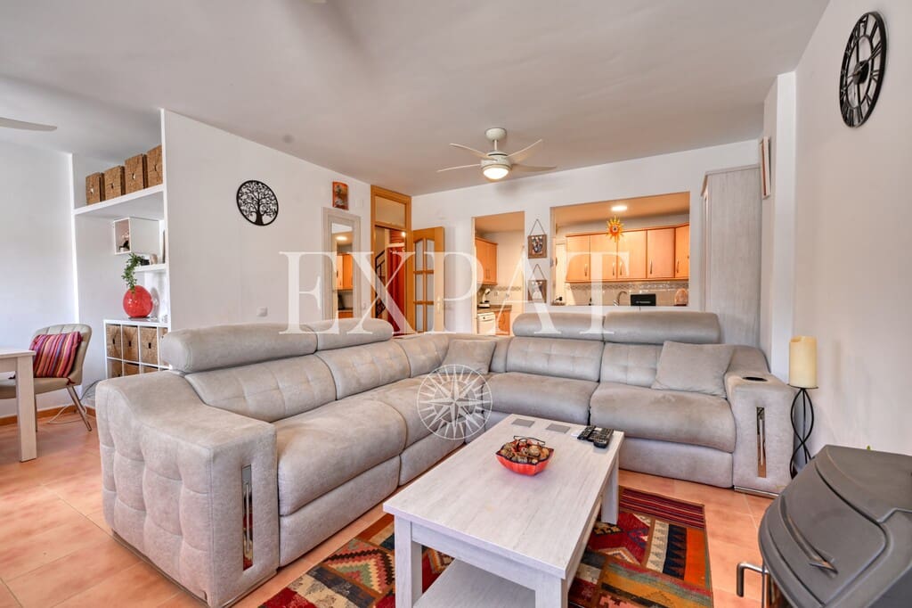 2 slaapkamer Huis te koop in Benajarafe met zwembad - € 370.000 (Ref: 9790832)