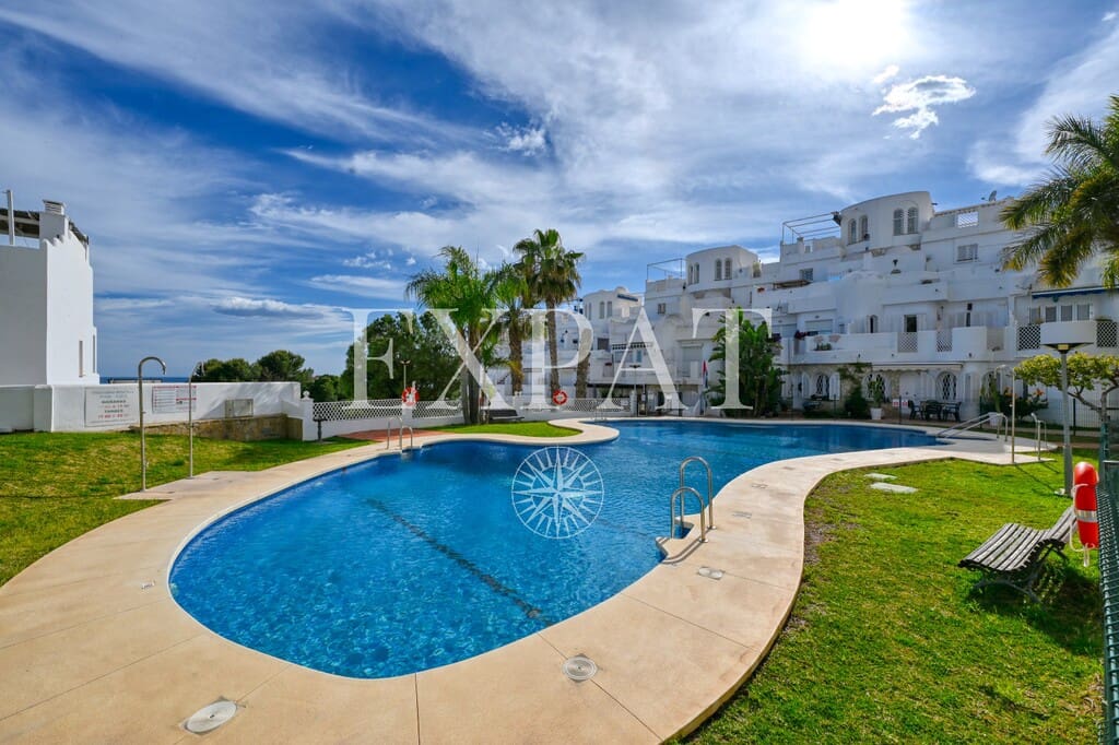2 slaapkamer Huis te koop in Benajarafe met zwembad - € 370.000 (Ref: 9790832)