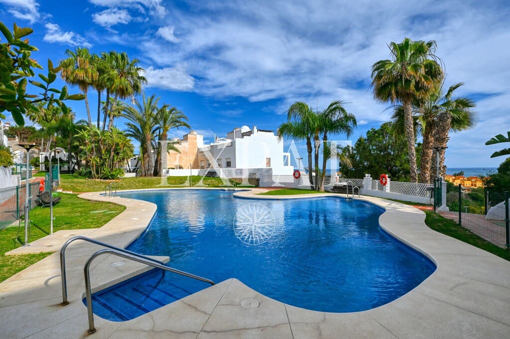 2 slaapkamer Huis te koop in Benajarafe met zwembad - € 370.000 (Ref: 9790832)