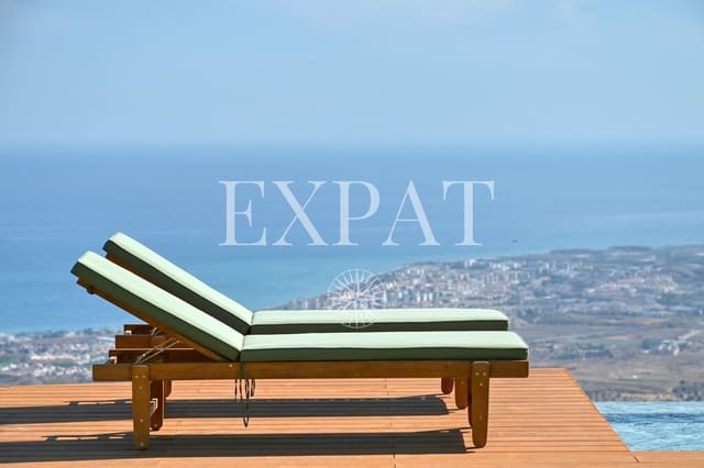 3 bedroom Finca/Country House for sale in Algarrobo with pool - € 950,000 (Ref: 9794348)