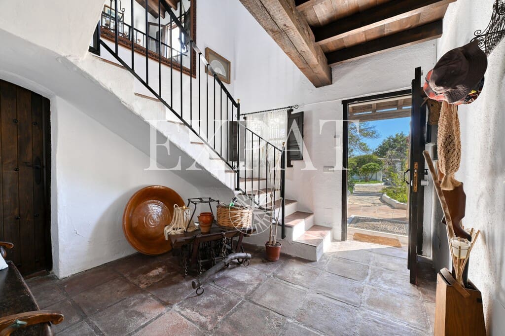 4 bedroom Finca/Country House for sale in Canillas de Aceituno with pool - € 875,000 (Ref: 9833484)