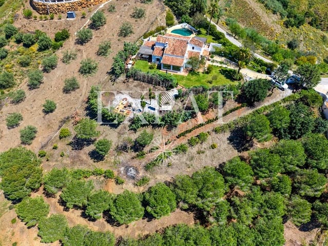 4 soverom Finca/Herregård til salgs i Canillas de Aceituno med svømmebasseng - € 875 000 (Ref: 9833484)