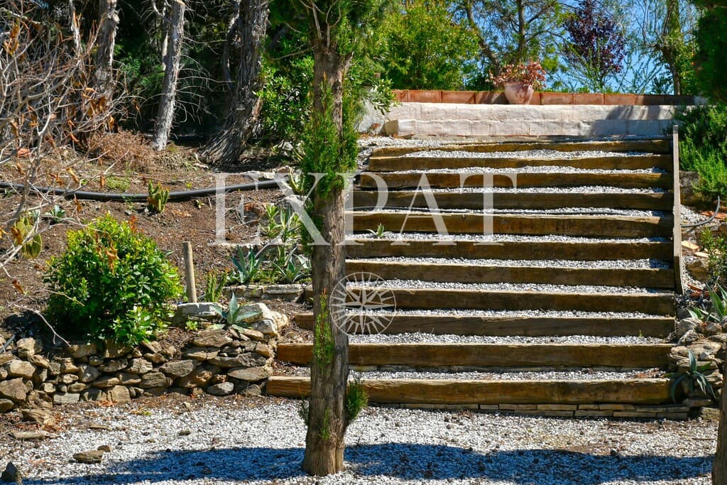 4 bedroom Finca/Country House for sale in Canillas de Aceituno with pool - € 875,000 (Ref: 9833484)