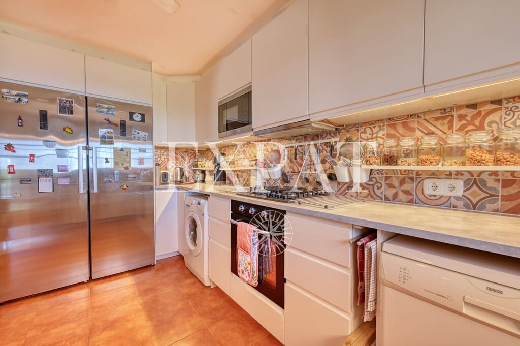 4 sypialnia Finka/Dom wiejski na sprzedaż w Competa z basenem garażem - 445 000 € (Ref: 9875839)