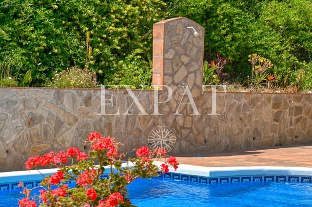 4 sypialnia Finka/Dom wiejski na sprzedaż w Cómpeta z basenem garażem - 445 000 € (Ref: 9875839)