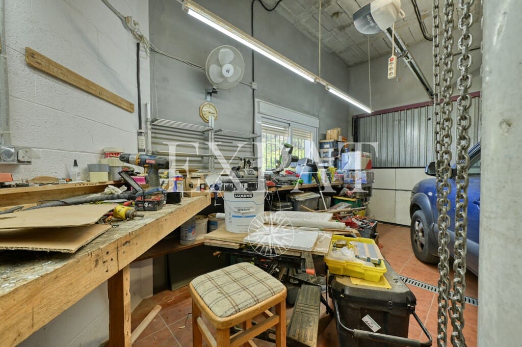 4 sypialnia Finka/Dom wiejski na sprzedaż w Competa z basenem garażem - 445 000 € (Ref: 9875839)