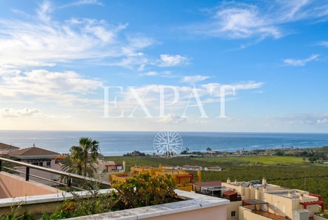 3 bedroom Apartment for sale in Almayate, Vélez-Málaga with pool - € 430,000 (Ref: 9891908)