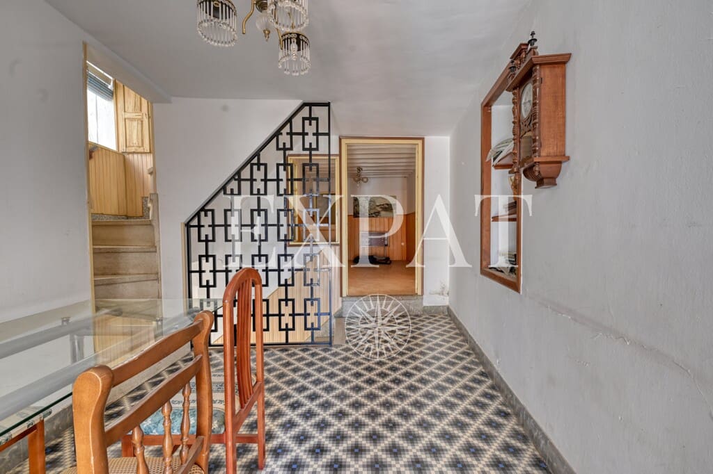 7 bedroom Townhouse for sale in Competa - € 220,000 (Ref: 9891909)