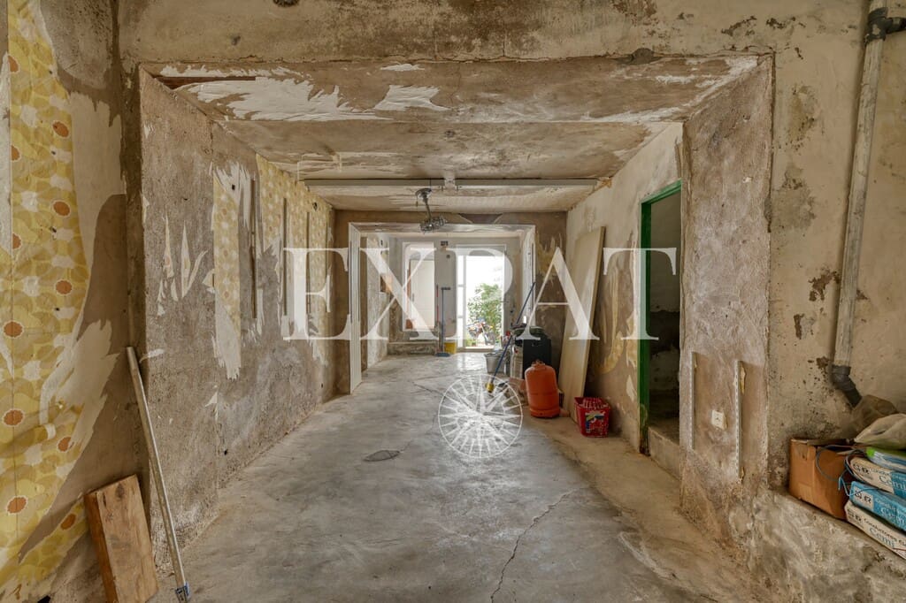 7 bedroom Townhouse for sale in Competa - € 220,000 (Ref: 9891909)