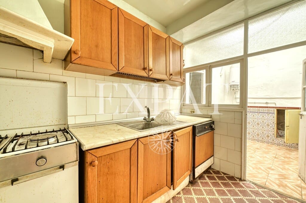 7 bedroom Townhouse for sale in Competa - € 220,000 (Ref: 9891909)