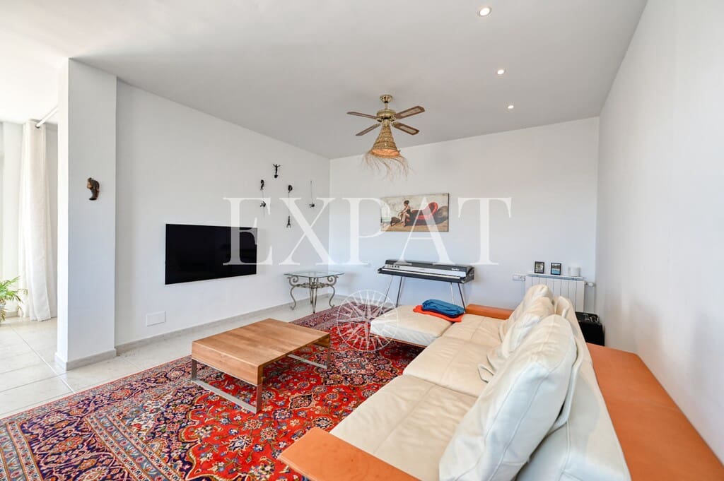 5 slaapkamer Finca/Landhuis te koop in Sayalonga met zwembad - € 775.000 (Ref: 9894022)