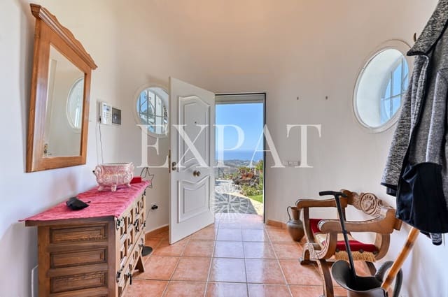 3 soverom Finca/Herregård til salgs i Arenas med svømmebasseng garasje - € 535 000 (Ref: 9910390)