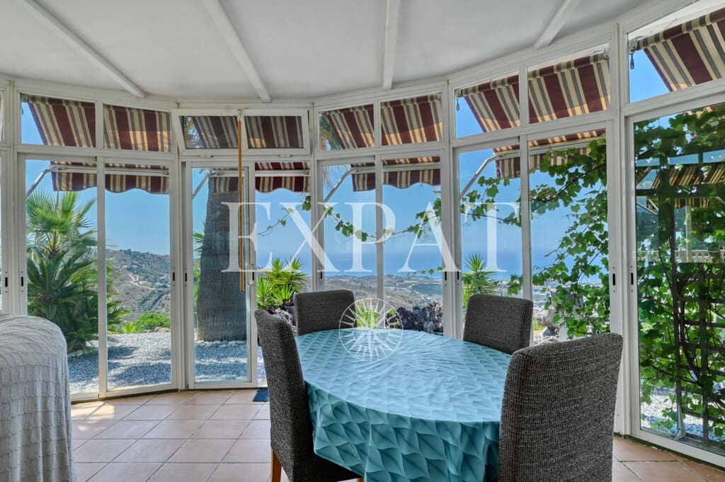 3 soverom Finca/Herregård til salgs i Arenas med svømmebasseng garasje - € 535 000 (Ref: 9910390)